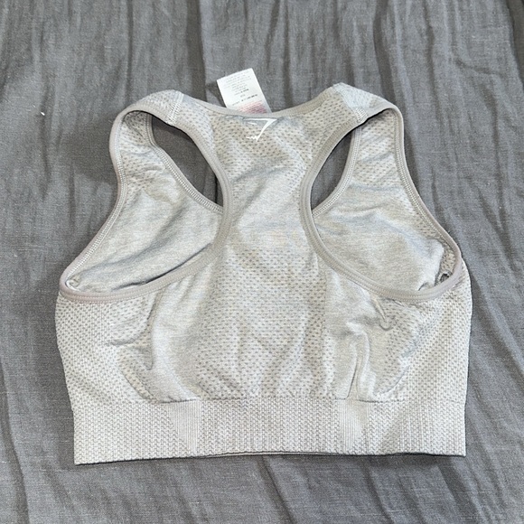Gymshark Sports Bra Top - Picture 2 of 3